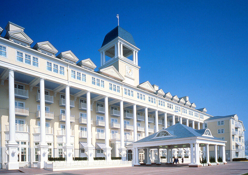 Newport Bay Club Hotel