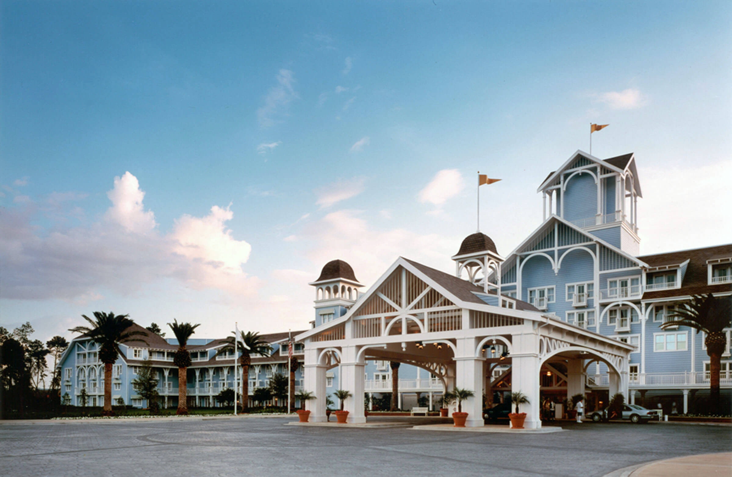 beach and yacht club disney address