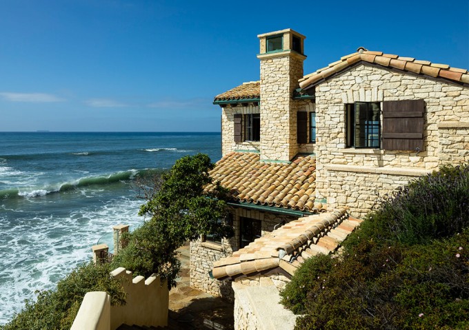 House on the Southern California Coast