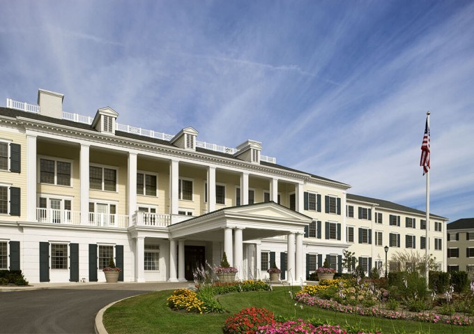 Sterling Glen of Roslyn Senior Living